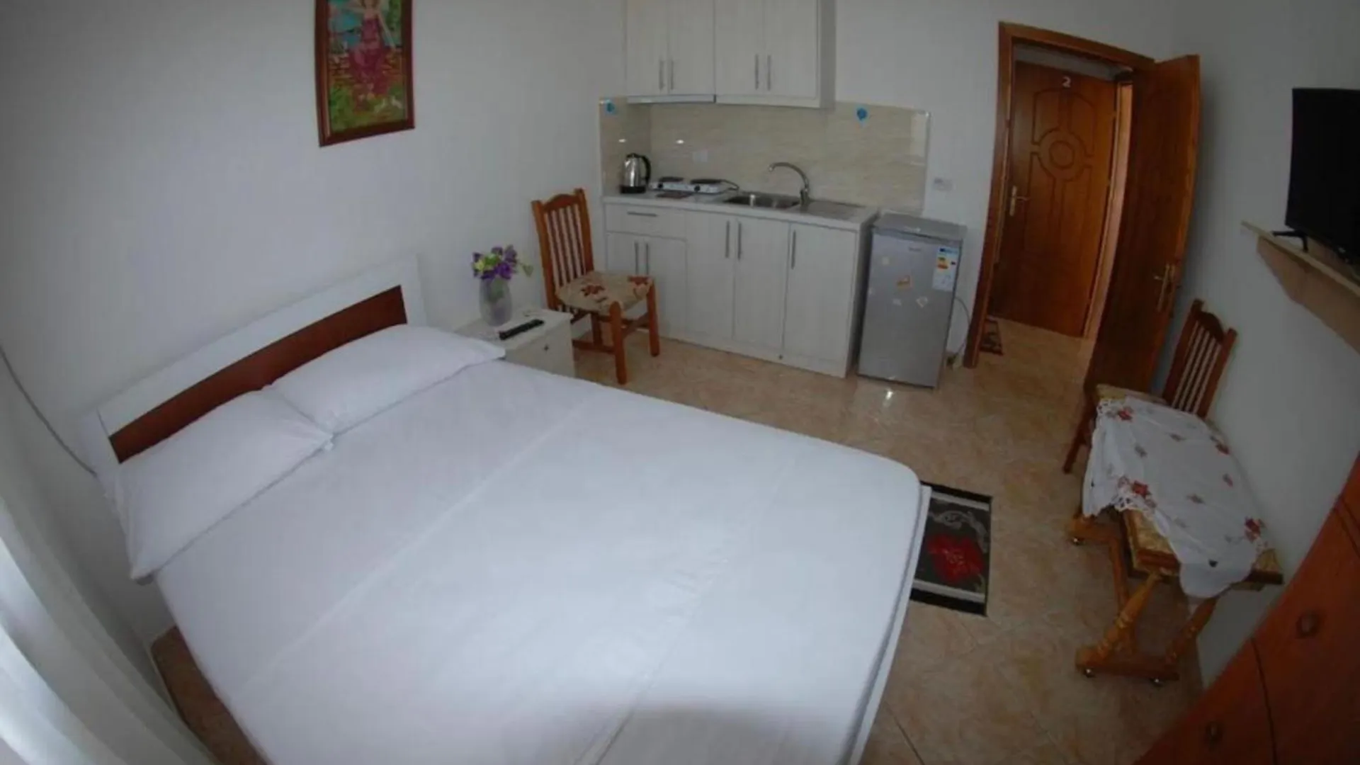 Vila Paza Sarandë